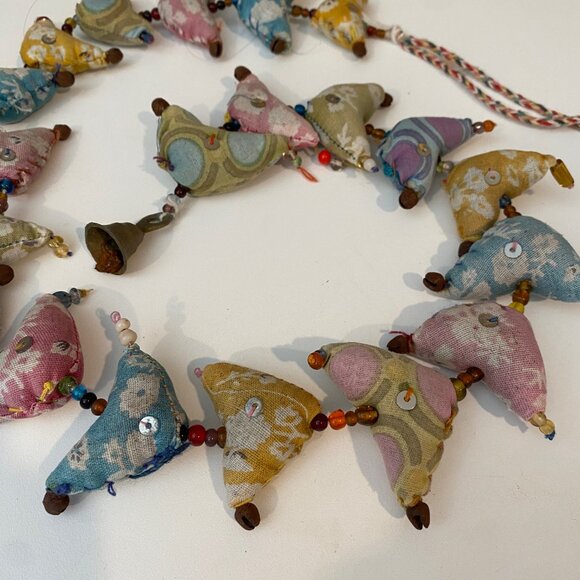 Vtg Fabric Bird Garland Hanging‎ Bell Chime Boho Folk Art 32.5" - Picture 1 of 4